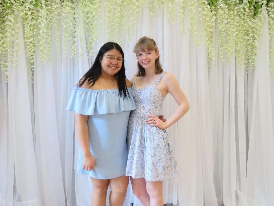 Amanda Keokot and Elisabeth Kelly organized an inter-generational Spring Fling to bring generations together and to form a sense of community.