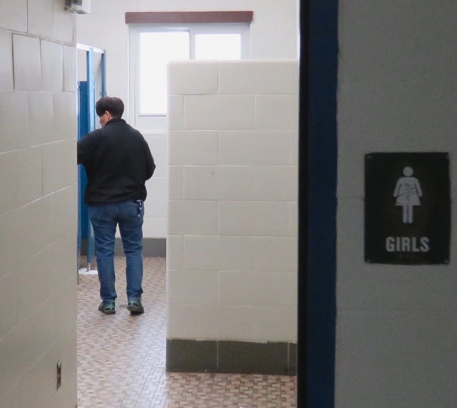 Safety advocate Lori Miller monitors the girls bathroom near the cafeteria for vaping. The administration in the fall locked many of the student bathrooms to curb vaping, but after Christmas break reopened them.