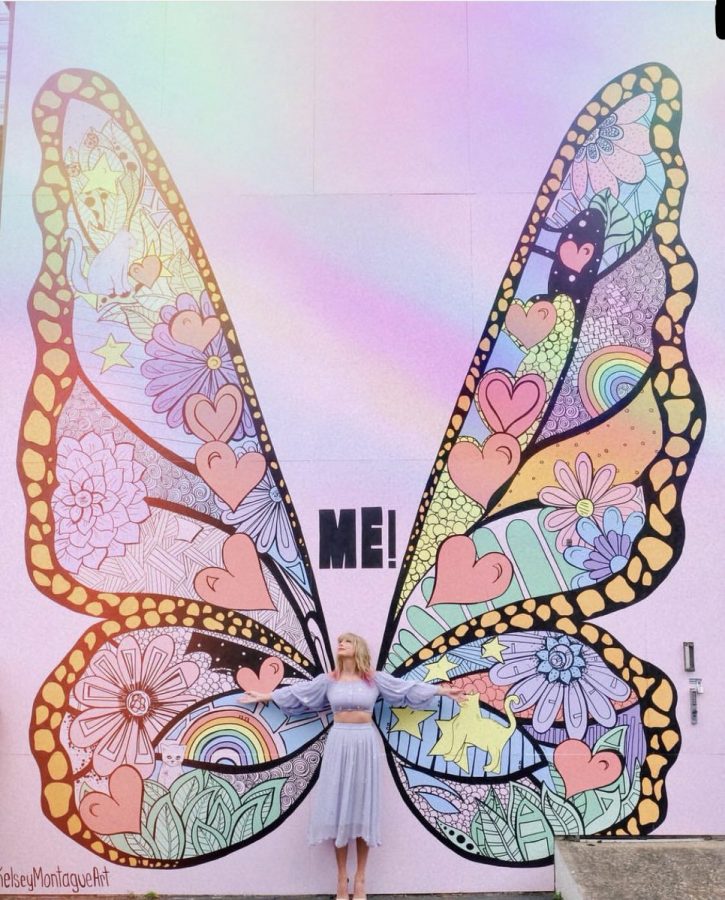 Taylor Swift at her Butterfly Mural in Nashville, Tenn. This mural was a part of her promotional campaign for her latest single, ME! (feat. Brendon Urie).
