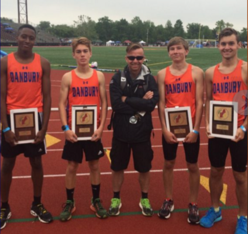 Cross Country Coach Robbert Murray and his team.