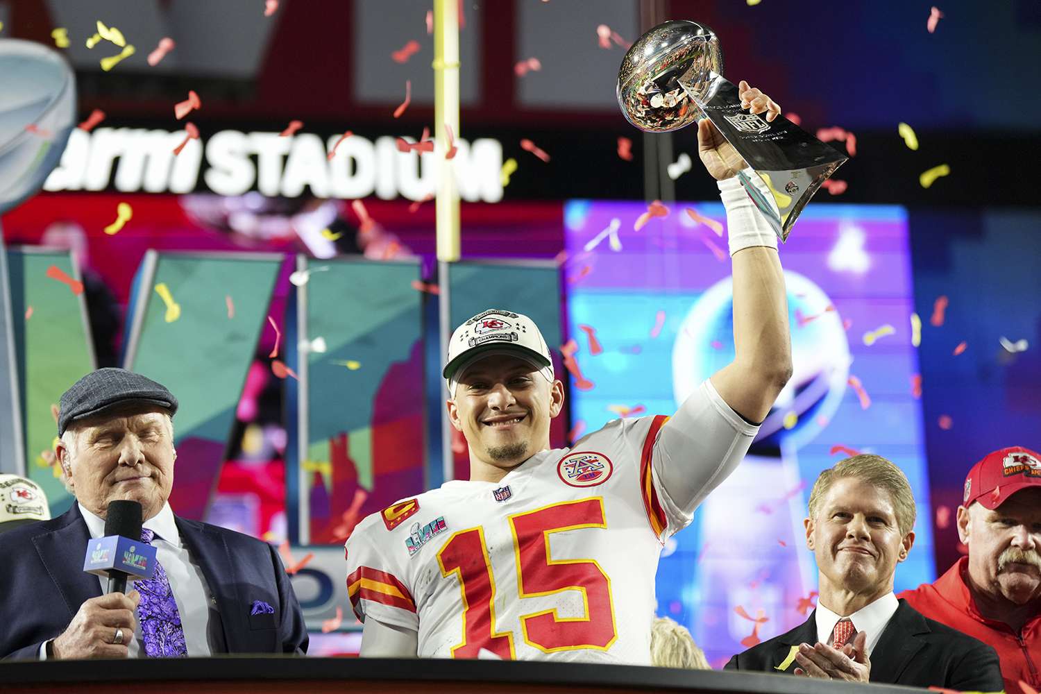 Kansas City Chiefs beat Philadelphia Eagles in Super Bowl 57 thriller