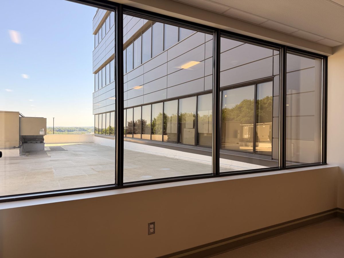 Large windows at DHS-West
